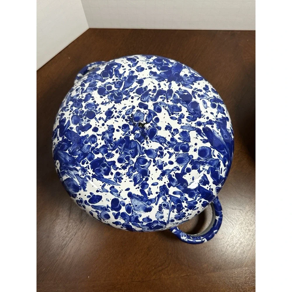 Golden Rabbit Enamelware Dutch Oven Cobalt Blue White Swirl 2.5 Quart NEW